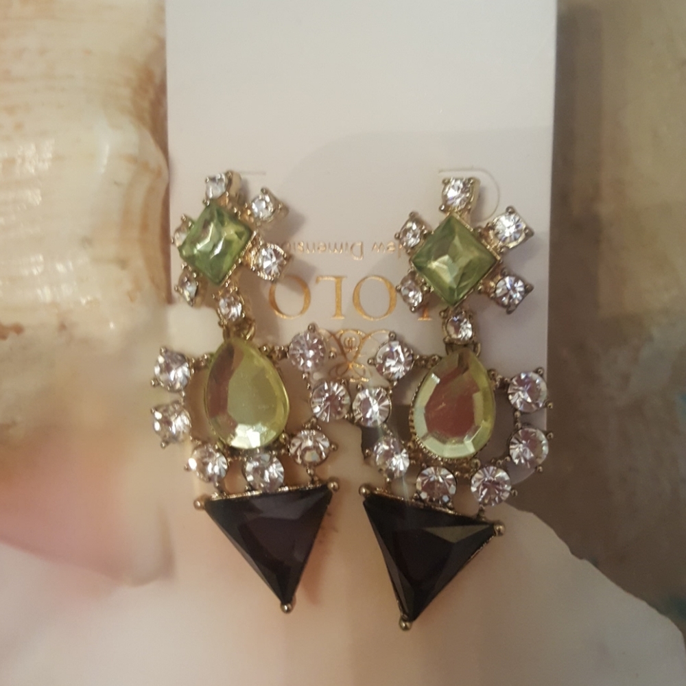 NWT LOLO Green & Rhinestone Sparkly Earrings